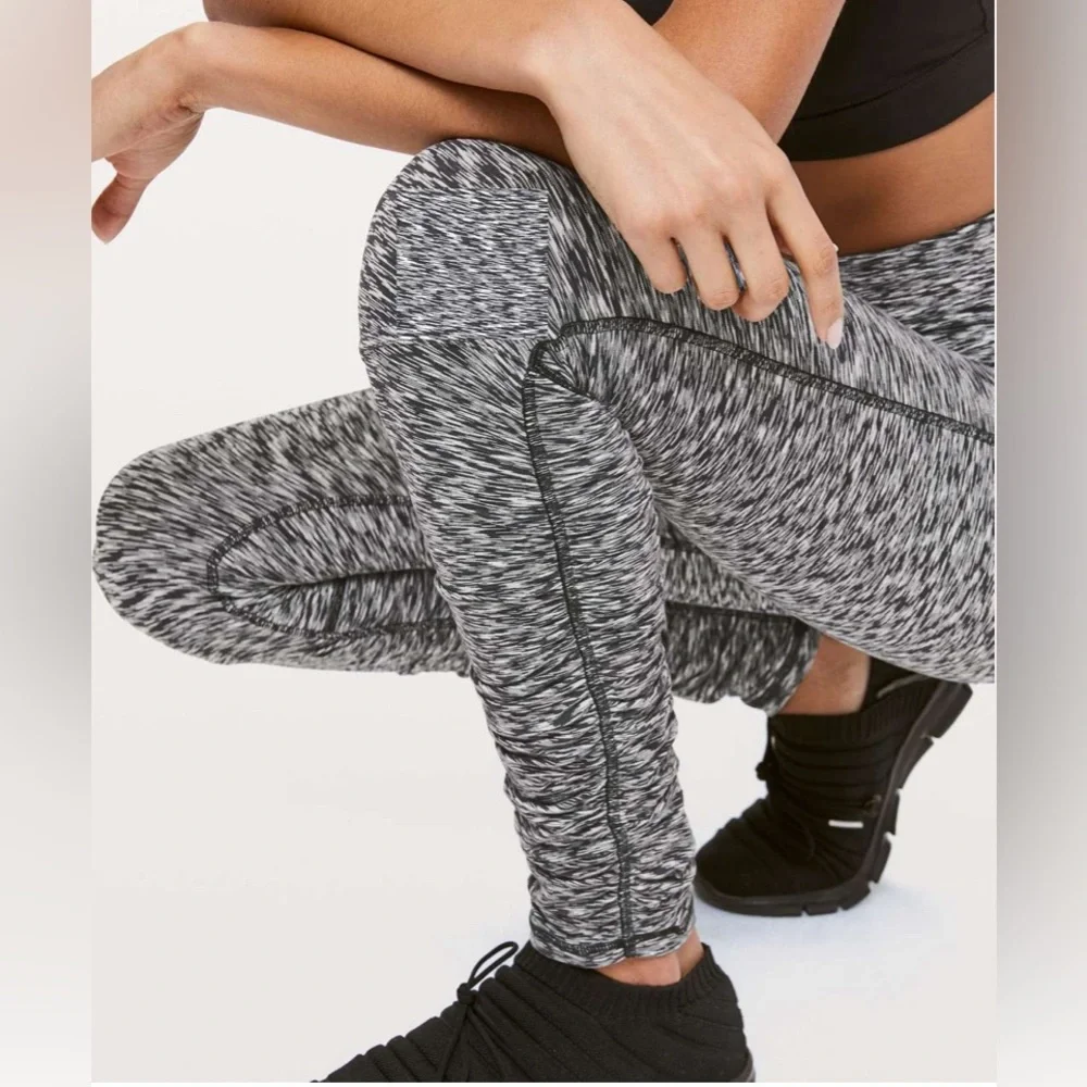 LULULEMON Ready To Rulu Tight 28” Spaced Out Space Dye Black White Size 6